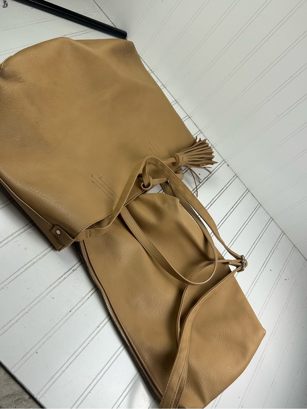 Merona Vintage Y2K Beige Yellow Faux Leather Shoulder and Cosmetic Bag - Picture 9 of 16